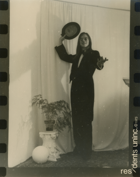 File:Hardy-resuninc-portrait-1973.png